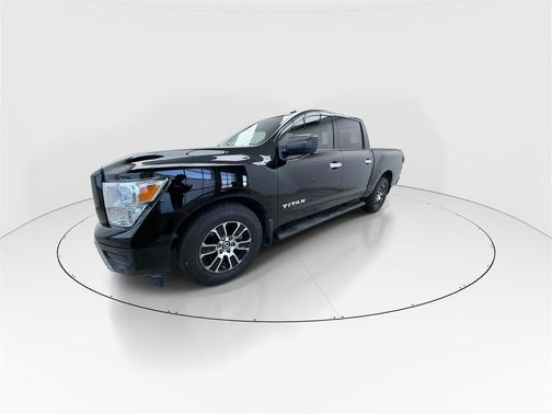 2021 Nissan Titan SV