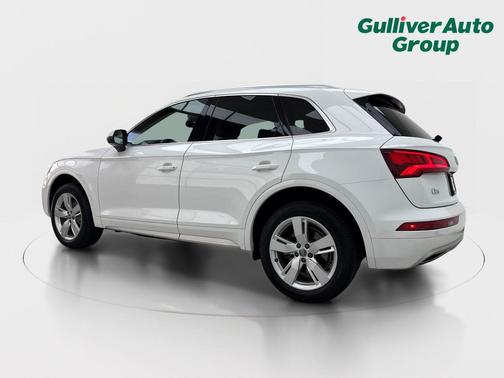 Ibis White 2018 Audi Q5 2.0T Tech Premium