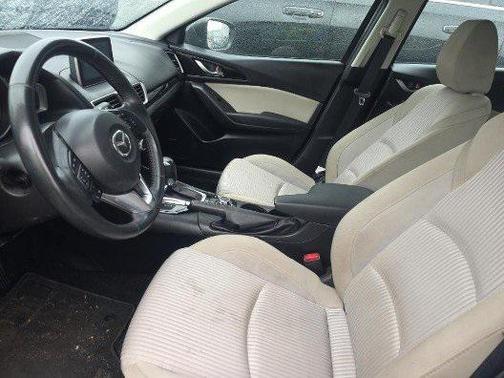 2015 Mazda Mazda3 i Touring