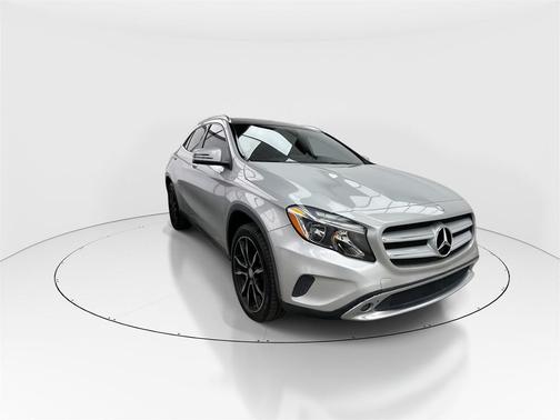 2017 Mercedes-Benz GLA 250 Base