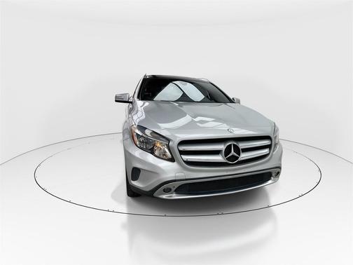 2017 Mercedes-Benz GLA 250 Base