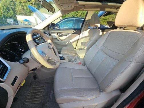 2014 Nissan Rogue SL