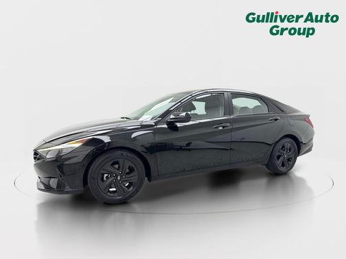 Phantom Black 2021 Hyundai ELANTRA SEL