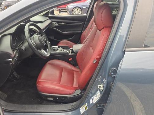 Polymetal Gray Metallic 2023 Mazda Mazda3 FWD