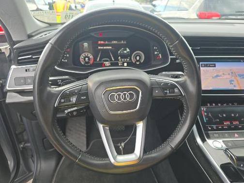 Florett Silver Metallic 2019 Audi Q8 3.0T Premium Plus