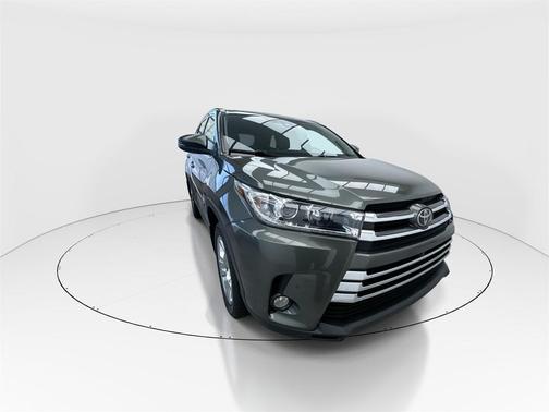 2017 Toyota Highlander Limited Platinum