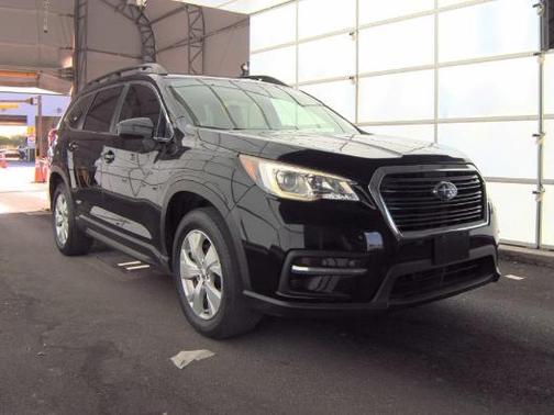 Crystal Black Silica 2019 Subaru Ascent Base 8-Passenger