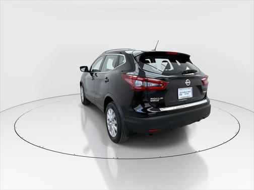 2021 Nissan Rogue Sport SV
