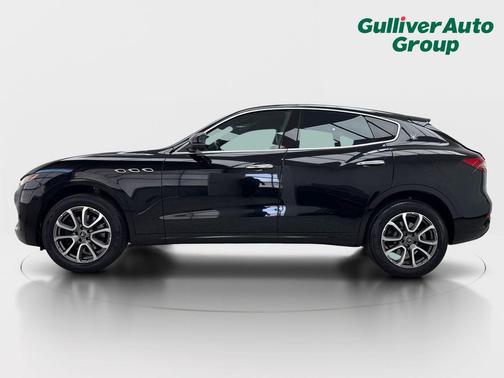 Nero Ribelle Mica 2019 Maserati Levante Base