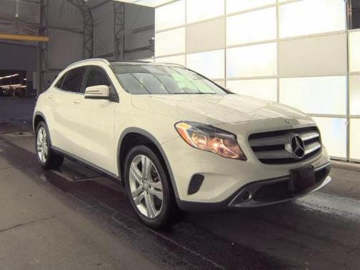 2017 Mercedes-Benz GLA 250 Base