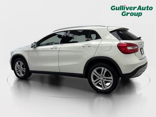 2017 Mercedes-Benz GLA 250 Base