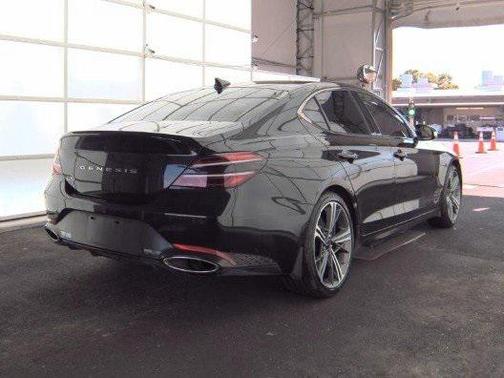 2025 Genesis G70 2.5T RWD