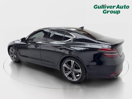 2025 Genesis G70 2.5T RWD