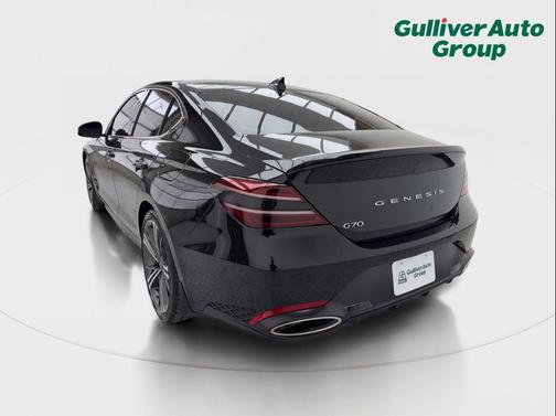 2025 Genesis G70 2.5T RWD