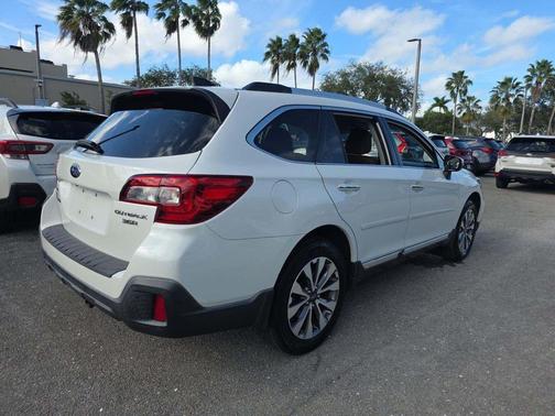 2019 Subaru Outback 3.6R Touring