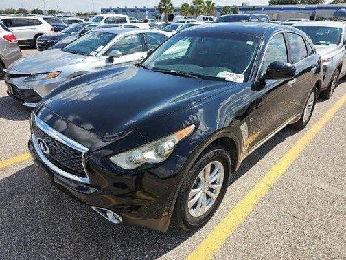 2017 INFINITI QX70 Base