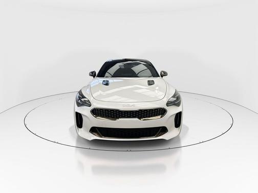 2022 Kia Stinger GT1