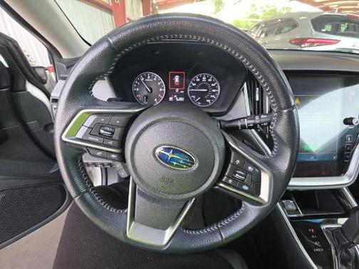 Crystal White Pearl 2021 Subaru Outback Premium