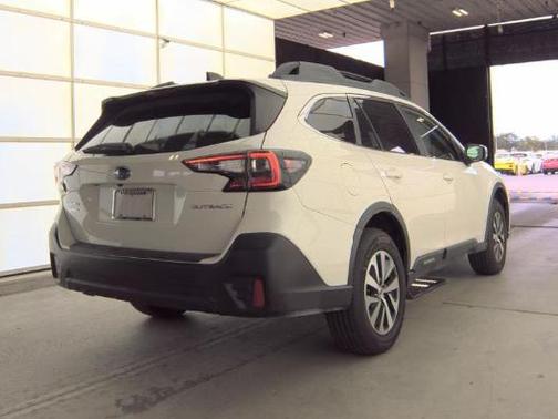 Crystal White Pearl 2021 Subaru Outback Premium