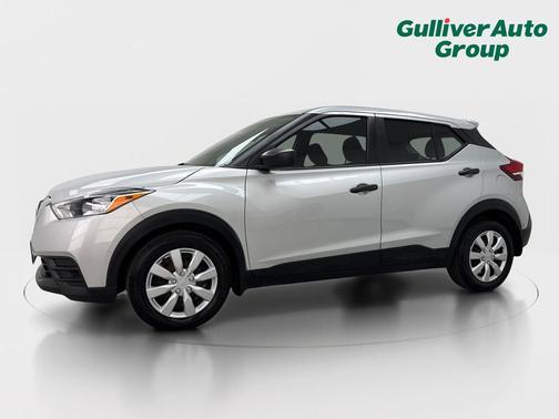 Brilliant Silver Metallic 2020 Nissan Kicks S