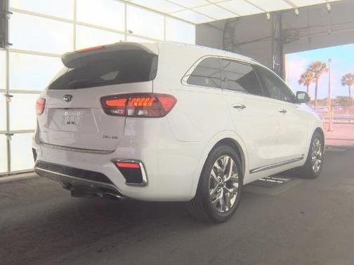Snow White Pearl 2019 Kia Sorento SX