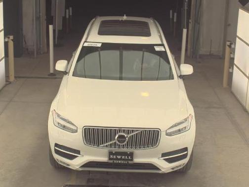 2018 Volvo XC90 T6 Inscription