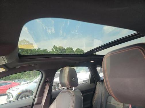 Fuji White 2018 Jaguar F-PACE 25t Prestige