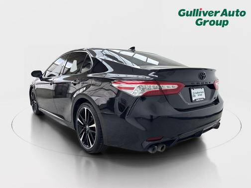 Midnight Black Metallic 2020 Toyota Camry XSE