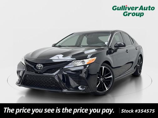 Midnight Black Metallic 2020 Toyota Camry XSE