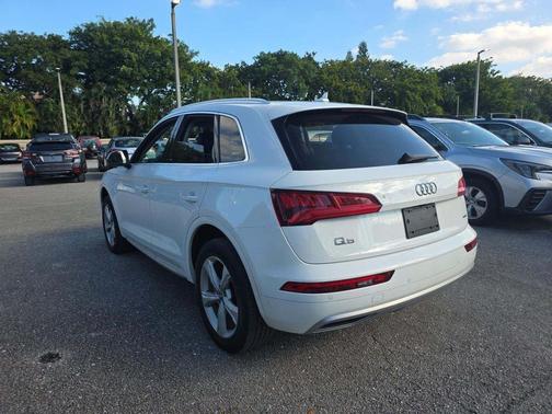 2020 Audi Q5 45 Premium Plus