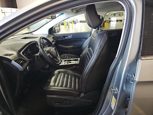 Burgundy Velvet Metallic Tinted Clearcoat 2021 Ford Edge SEL