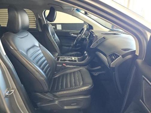 Burgundy Velvet Metallic Tinted Clearcoat 2021 Ford Edge SEL
