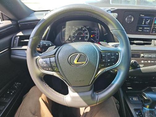 Eminent White Pearl 2020 Lexus ES 350 Base