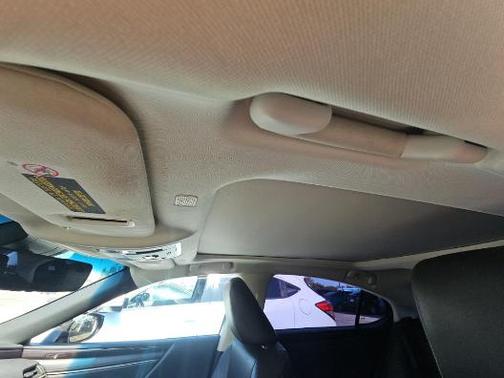 Eminent White Pearl 2020 Lexus ES 350 Base