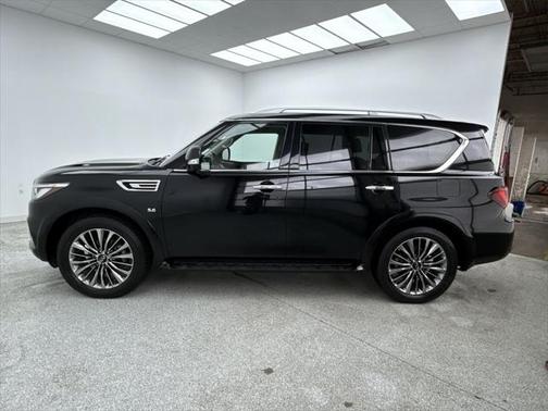 2018 INFINITI QX80 Base