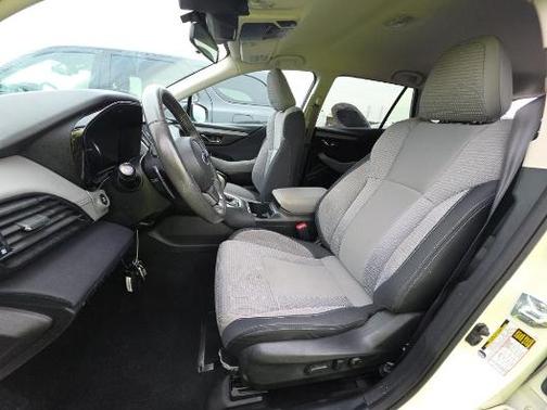 Crystal White Pearl 2024 Subaru Outback Premium