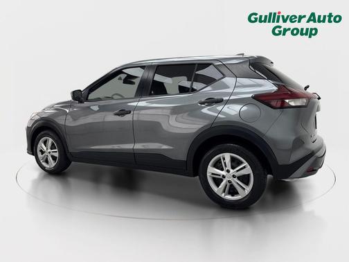 2021 Nissan Kicks S