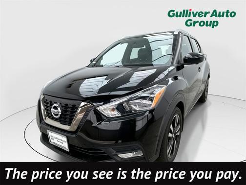 2019 Nissan Kicks SR