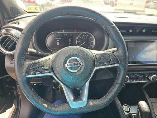2019 Nissan Kicks SR