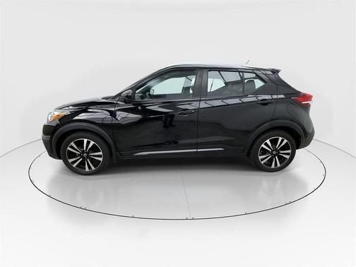 2019 Nissan Kicks SR