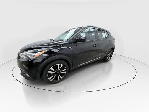 2019 Nissan Kicks SR