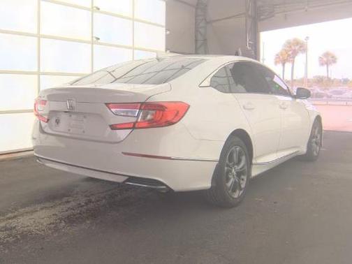 Platinum White Pearl 2019 Honda Accord EX-L