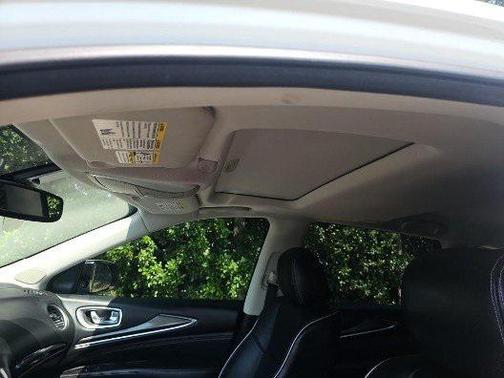 2017 INFINITI QX60 Base