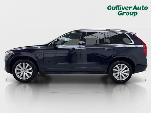 Bursting Blue Metallic 2017 Volvo XC90 T6 Momentum