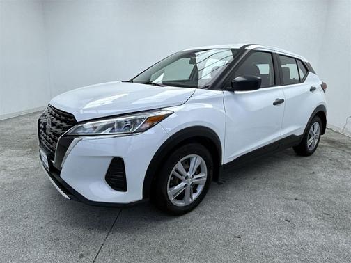 2021 Nissan Kicks S