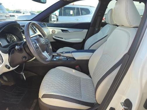 Majestic White 2019 INFINITI QX50 ESSENTIAL
