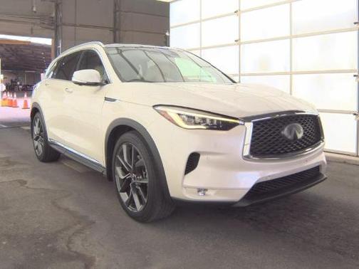 Majestic White 2019 INFINITI QX50 ESSENTIAL