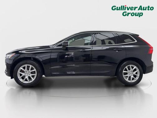 Onyx Black Metallic 2019 Volvo XC60 T5 Momentum