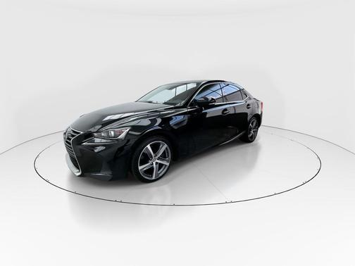 2018 Lexus IS 300 Base