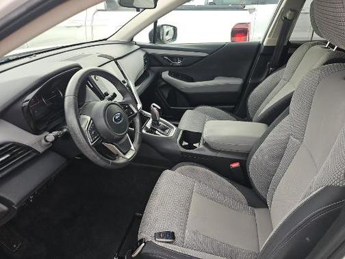 Crystal White Pearl 2024 Subaru Outback Premium